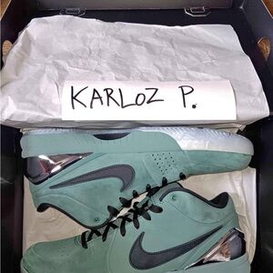 Nike Green and Black Sneakers